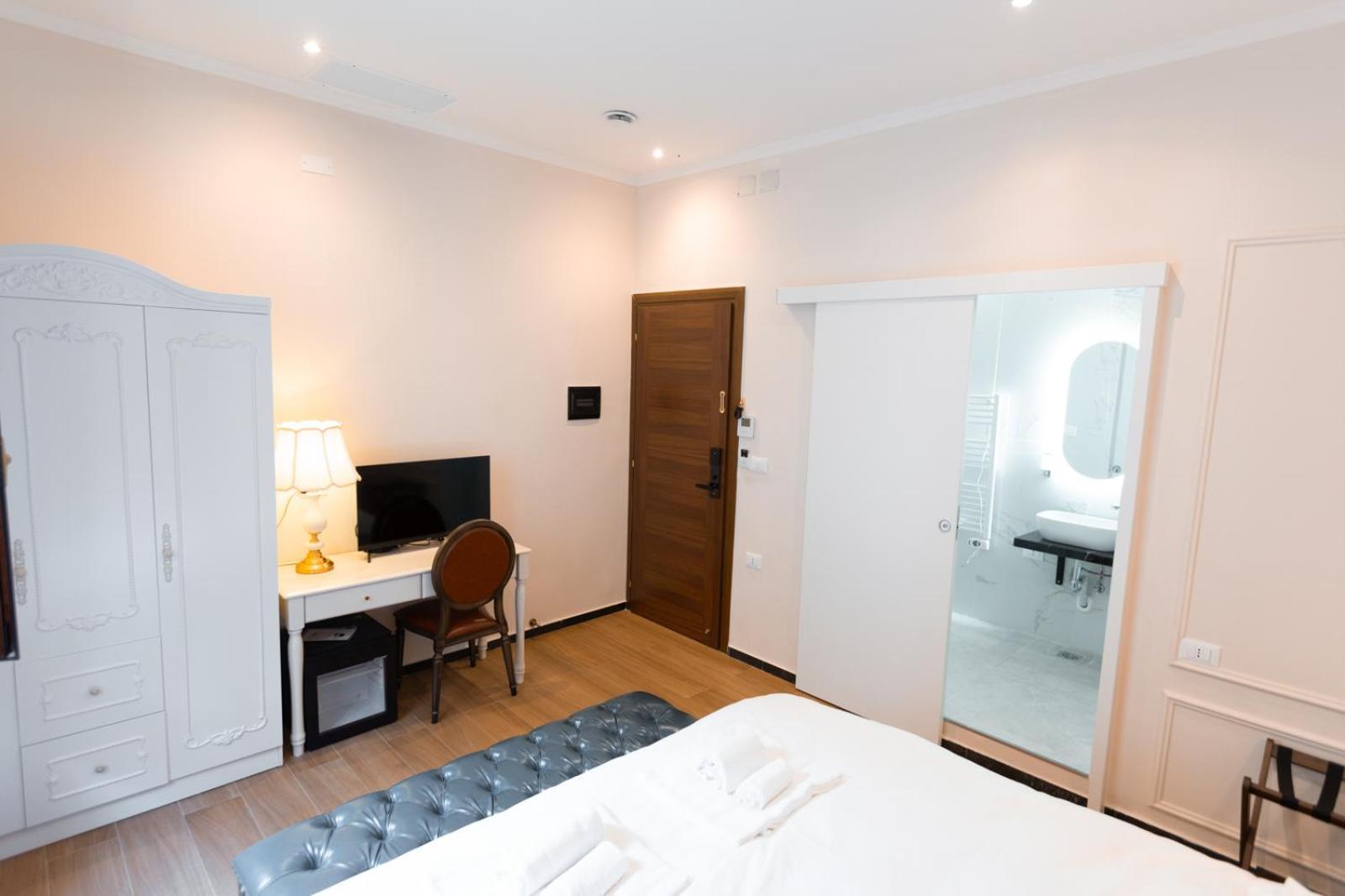 Modi Hotel Livorno Bagian luar foto