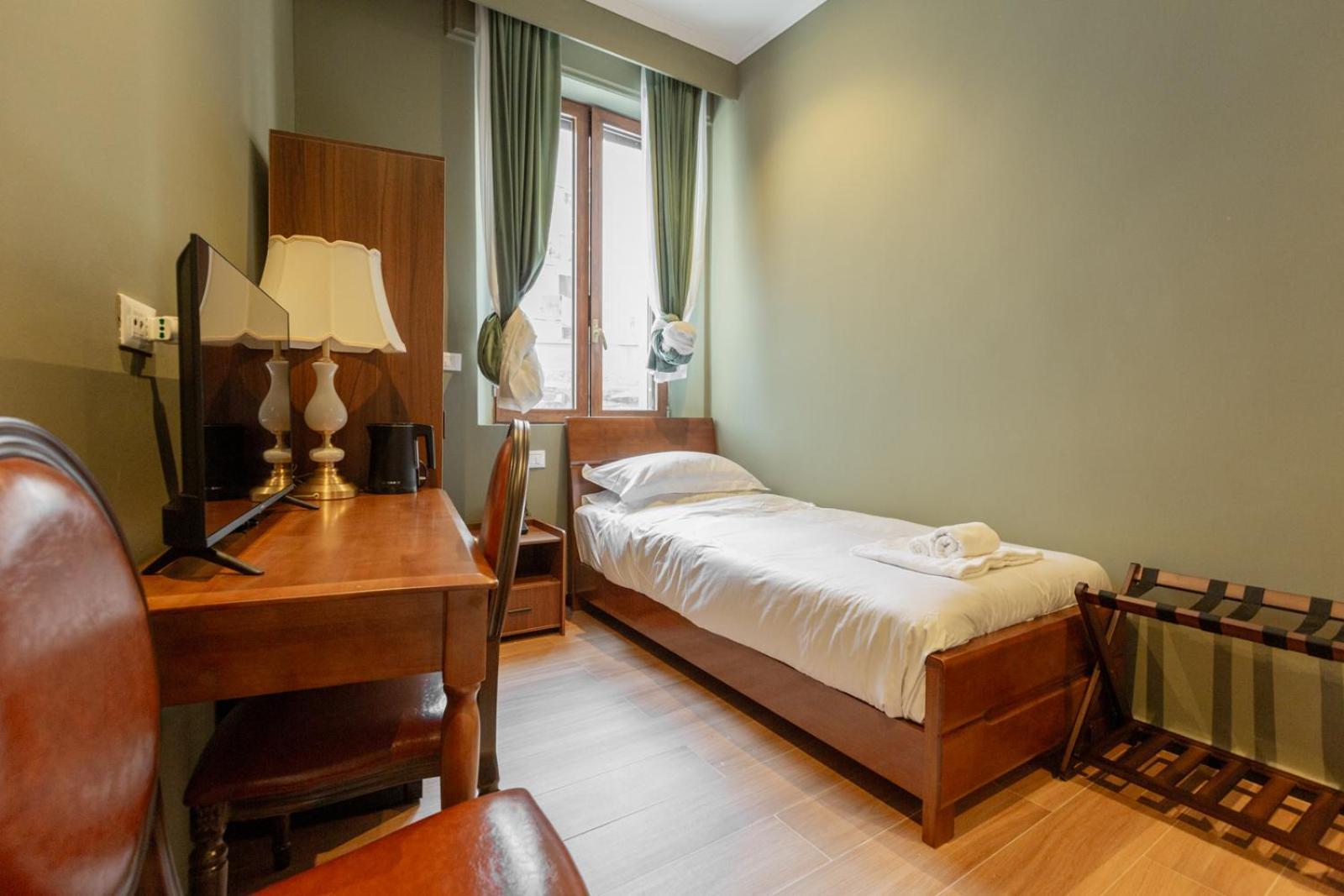 Modi Hotel Livorno Bagian luar foto
