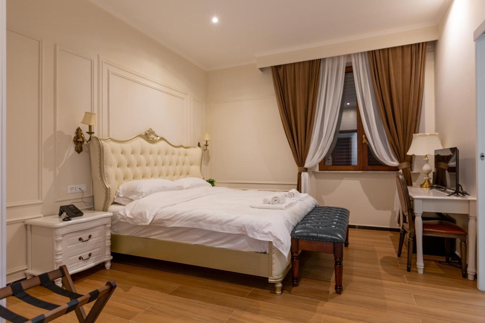 Modi Hotel Livorno Bagian luar foto