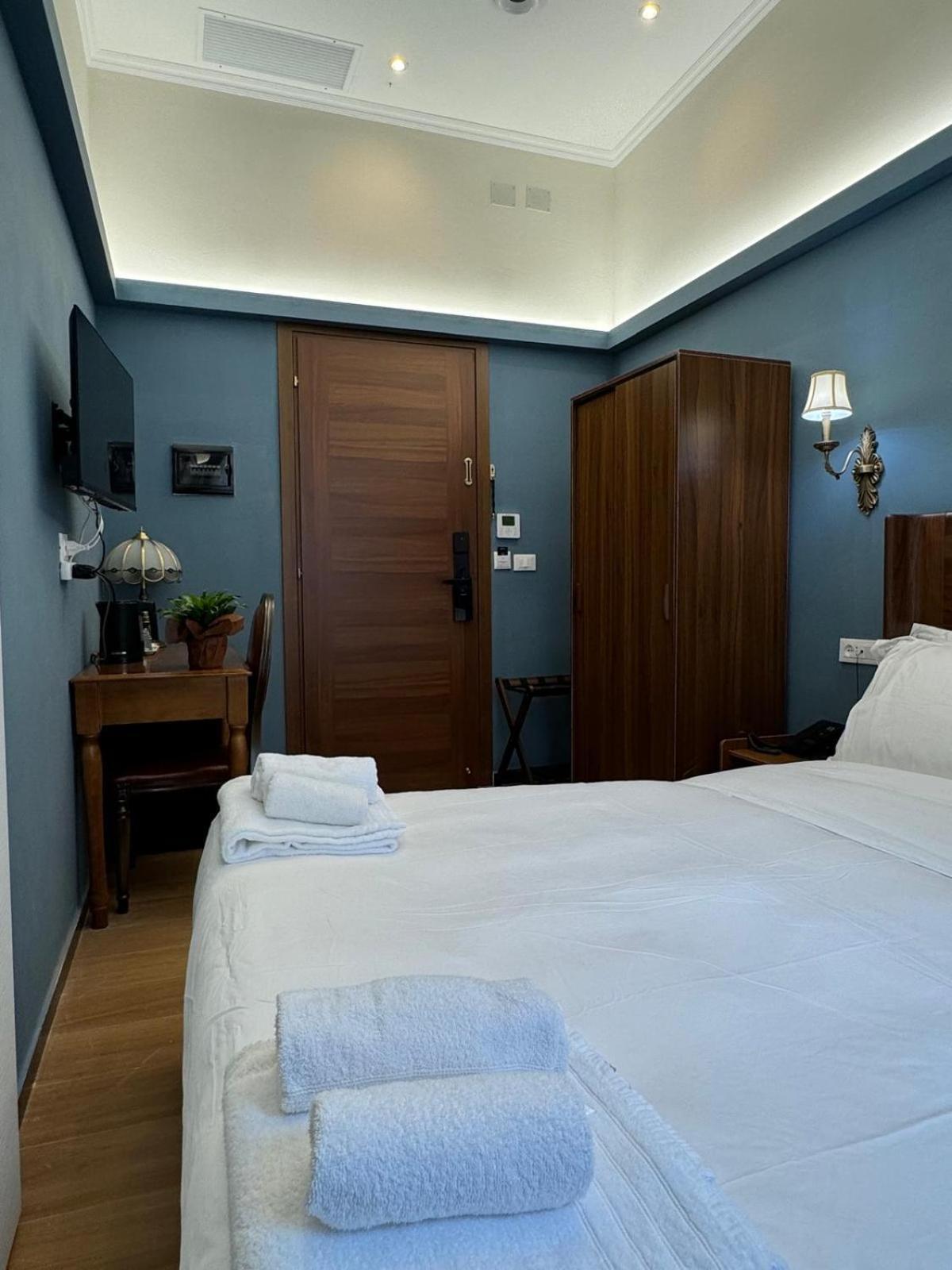 Modi Hotel Livorno Bagian luar foto