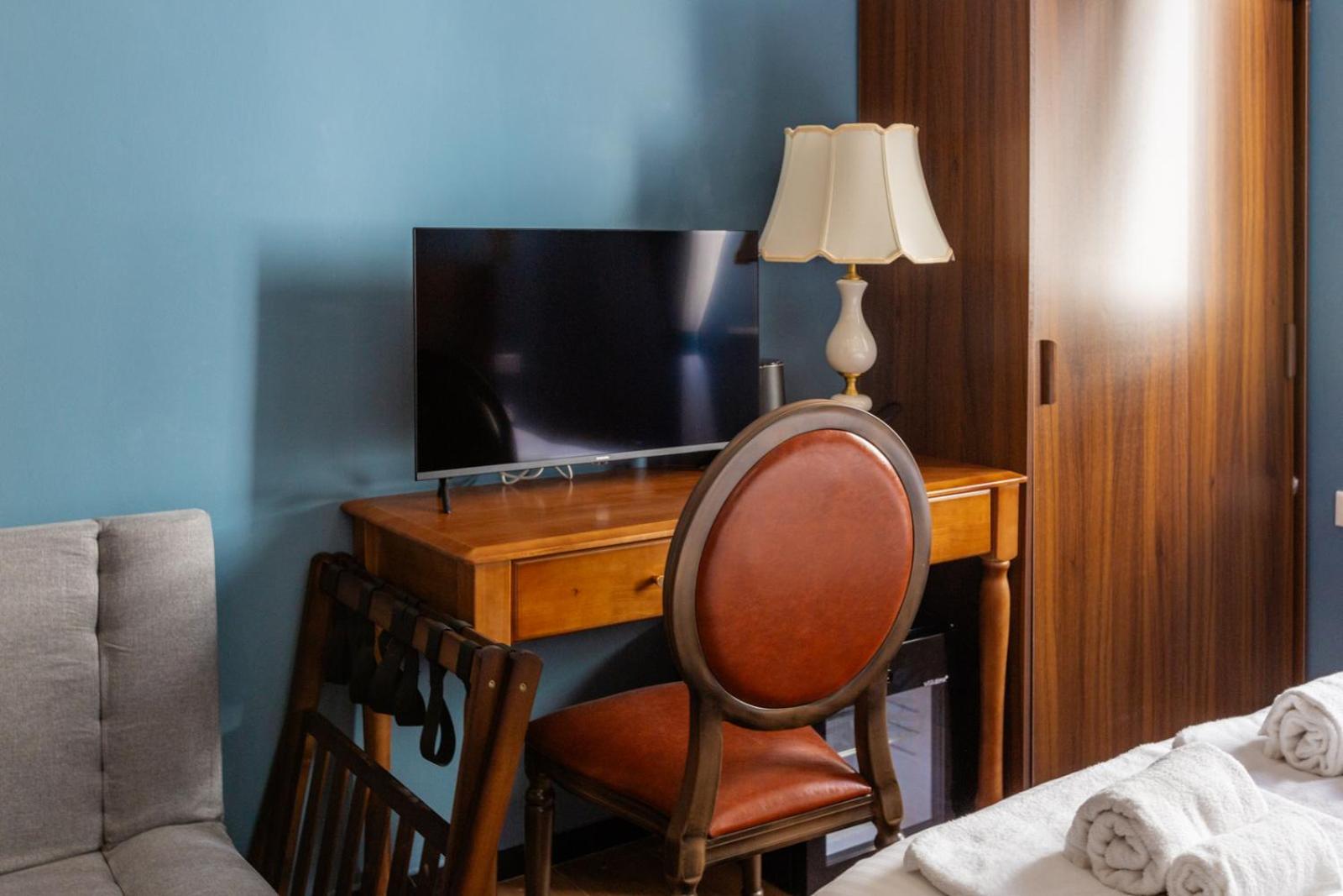 Modi Hotel Livorno Bagian luar foto